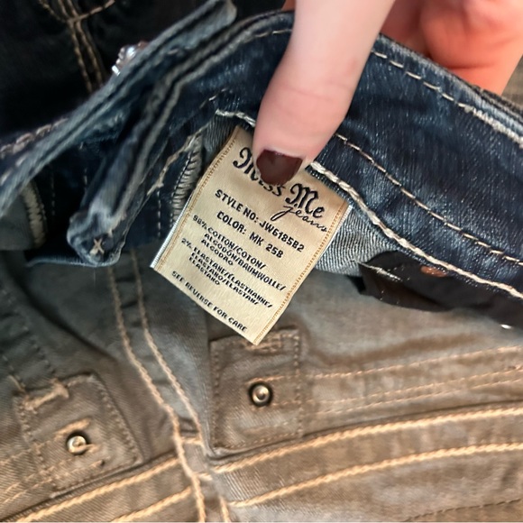 Miss Me Blue Jeans - Picture 3 of 6